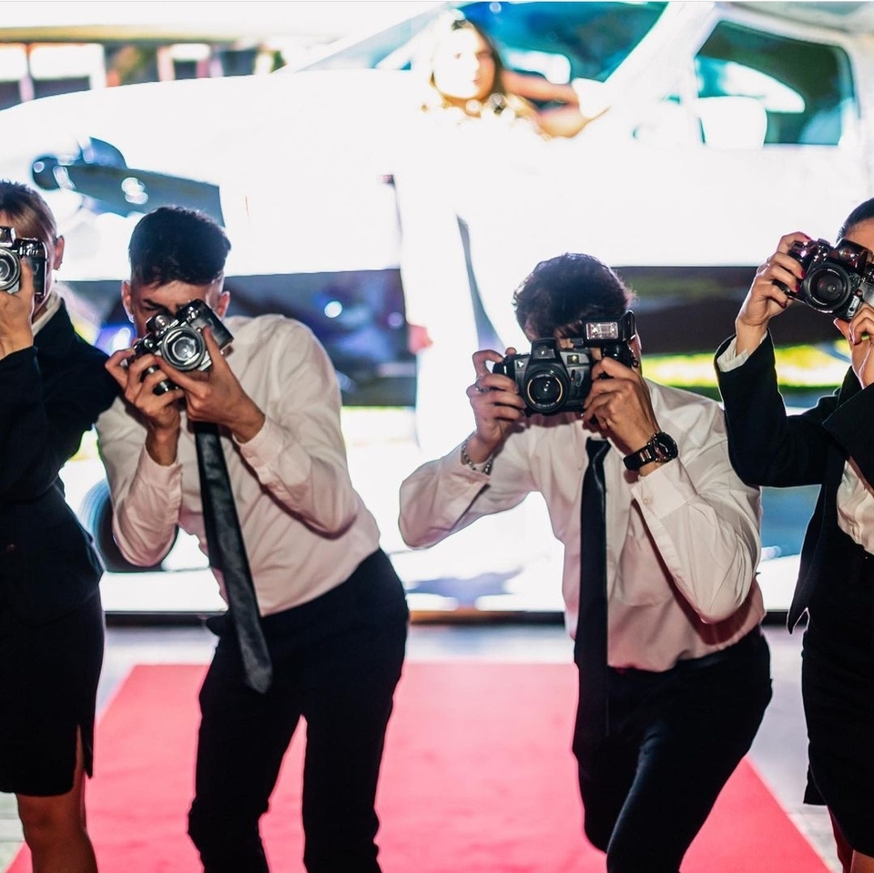 REPORTEROS Y PAPARAZZY